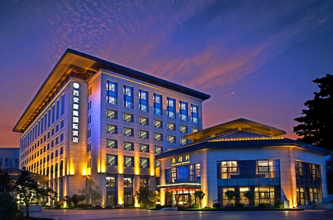 唐隆国际酒店